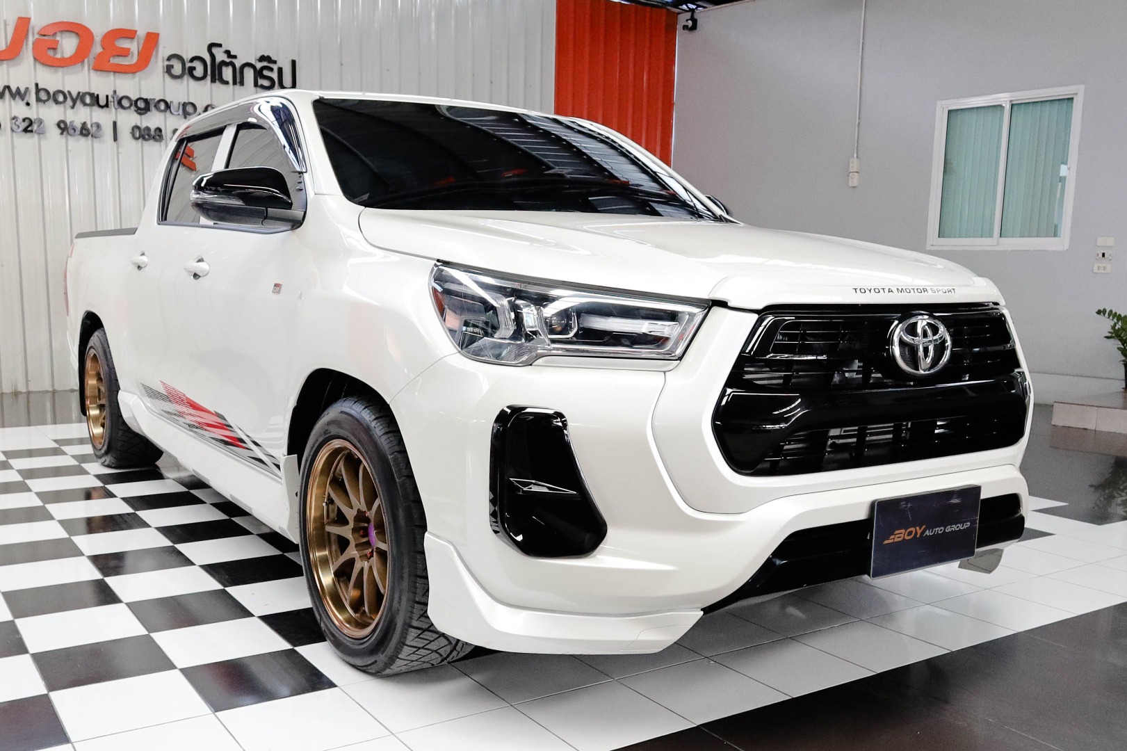 TOYOTA HILUX REVO D-CAB 2.8 GR SPORT (B1424)